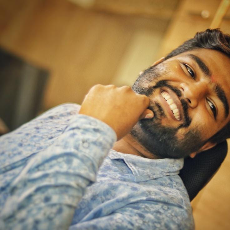 Portrait of Meera Shah meditation instructor